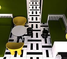 The Pal Living in a Concept