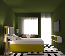 The Pal Living in a Concept