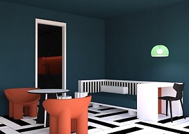 The Pal Living in a Concept