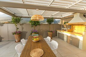 Ekaterini Luxury House