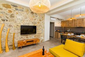 Ekaterini Luxury House