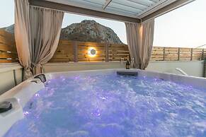 Ekaterini Luxury House