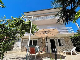 Apartman Mona 2