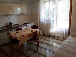Apartman Mona 2