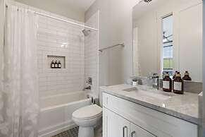 Luxury Home Fire Pit Mini Bar Downtown Nashville