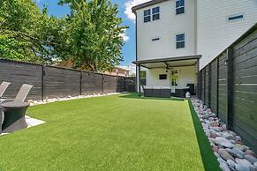 Luxury Home Fire Pit Mini Bar Downtown Nashville