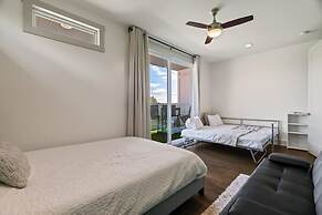 Luxury Home Fire Pit Mini Bar Downtown Nashville