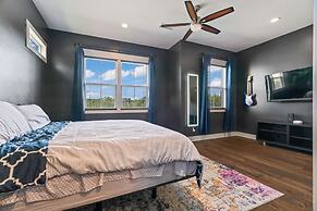 Luxury Home Fire Pit Mini Bar Downtown Nashville