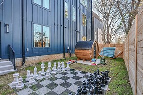 Twin Homes Hot Tub Rooftop Game Zone at Nashville