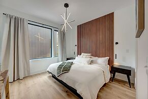 Twin Homes Hot Tub Rooftop Game Zone at Nashville