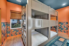 Disco Lounge Double Rooftop Hot Tub Nashville