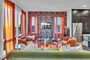 Disco Lounge Double Rooftop Hot Tub Nashville