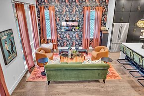 Disco Lounge Double Rooftop Hot Tub Nashville