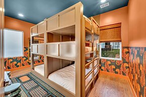 Disco Lounge Double Rooftop Hot Tub Nashville