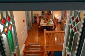 Athena Luxury Suite - Medousia Spa Luxury Escape