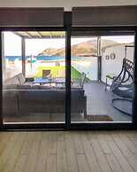 Marilous House - Skyros Beachfront Getaway