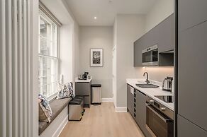 Destiny Scotland George IV Apartments