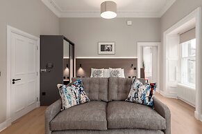 Destiny Scotland George IV Apartments