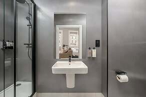 Destiny Scotland George IV Apartments