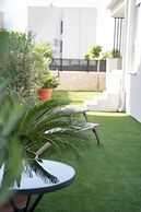 Smash C Apartments for 12- private pool