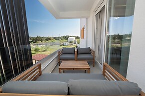 Smash C Apartments for 12- private pool