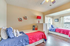 Winnsboro Lake Retreat: On-site Swimming & Fishing