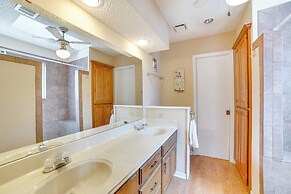Winnsboro Lake Retreat: On-site Swimming & Fishing