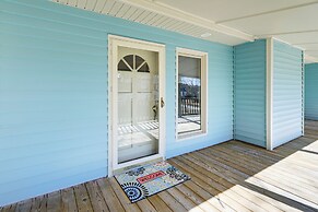 Boat Dock & Ramp: Canal-front Home!