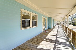 Boat Dock & Ramp: Canal-front Home!