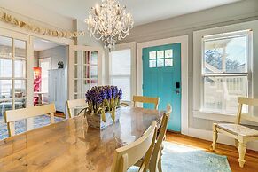 Hill Country Retreat w/ Lake View, Deck & Balcony