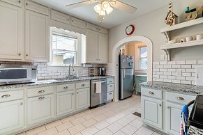 Hill Country Retreat w/ Lake View, Deck & Balcony