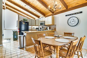 Ski, Game & Grill: Family Retreat in Glen