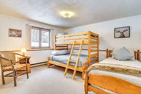 Ski, Game & Grill: Family Retreat in Glen