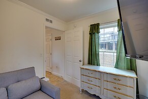 2 Mi to South Boston Speedway: Cozy Tiny Home!