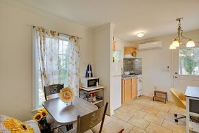 2 Mi to South Boston Speedway: Cozy Tiny Home!