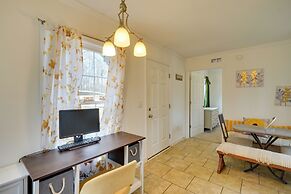 2 Mi to South Boston Speedway: Cozy Tiny Home!