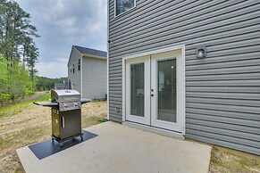 'cozy Oasis' Vacation Home in Vass w/ Gas Grill!