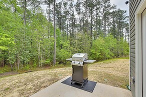 'cozy Oasis' Vacation Home in Vass w/ Gas Grill!