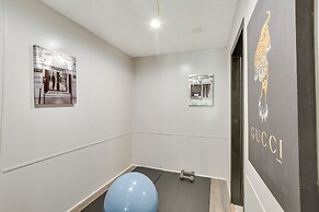 'peacock Landing' in Vass: Game Room & Shared Pool