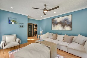 'peacock Landing' in Vass: Game Room & Shared Pool