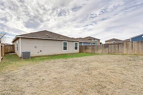 13 Mi to Lackland Afb: San Antonio Home!