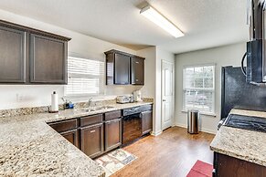 13 Mi to Lackland Afb: San Antonio Home!