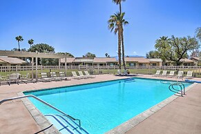 Spacious Pet-friendly Condo in Palm Desert!