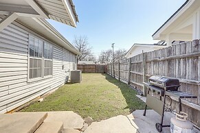 5 Mi to Belton Lake: Home w/ Large Yard!