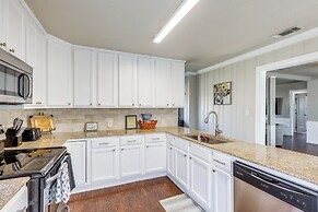 5 Mi to Belton Lake: Home w/ Large Yard!