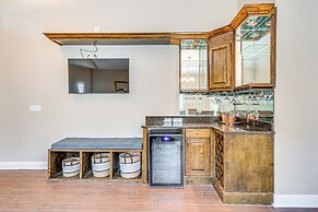 8 Mi to Beach: Home in Mary Esther