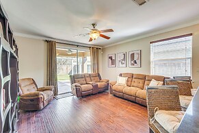 8 Mi to Beach: Home in Mary Esther