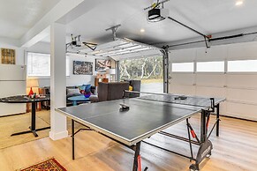 3-acre Oceanfront Home: Game Room & Fire Pit!