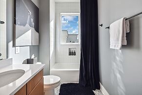 Nashville Vibes Rooftop Karaoke Fire Pit Downtown