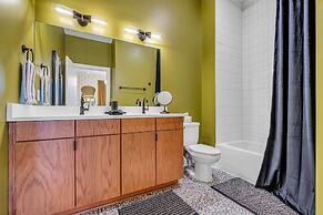 Nashville Vibes Rooftop Karaoke Fire Pit Downtown